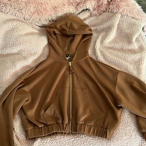 Windsor cropped zip up